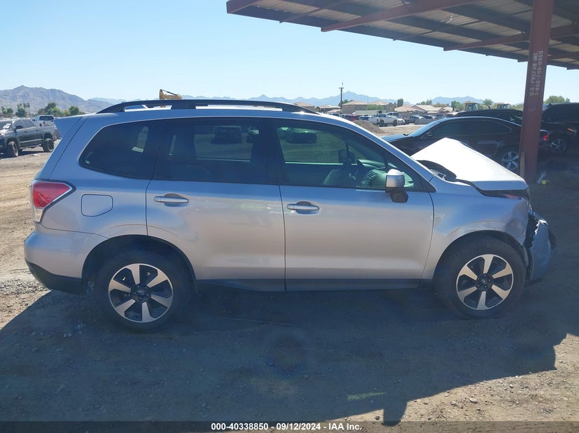 VIN JF2SJAEC7HH585026 2017 SUBARU FORESTER 2.5I PREMIUM