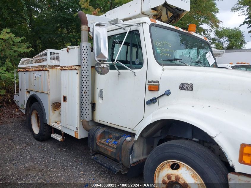 1995 International 4000 4700 VIN: 1HTSLABMXSH696671 Lot: 40338923