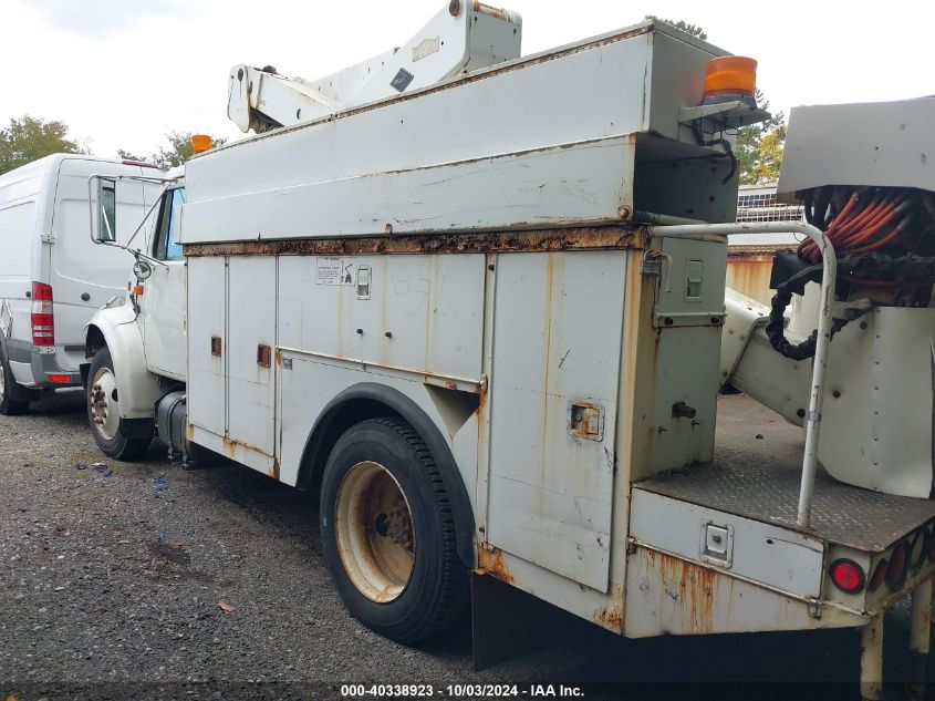 1995 International 4000 4700 VIN: 1HTSLABMXSH696671 Lot: 40338923