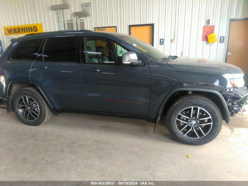 2017 Jeep Grand Cherokee Trailhawk 4X4 VIN: 1C4RJFLG3HC842647 Lot: 40339037