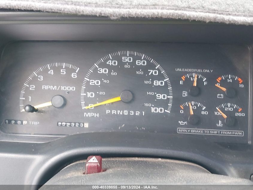 1GKFK16R9WJ700736 1998 GMC Suburban 1500 Sl