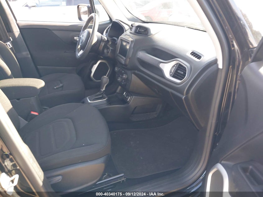 VIN ZACCJABB2JPH29241 2018 JEEP RENEGADE LATITUDE FWD