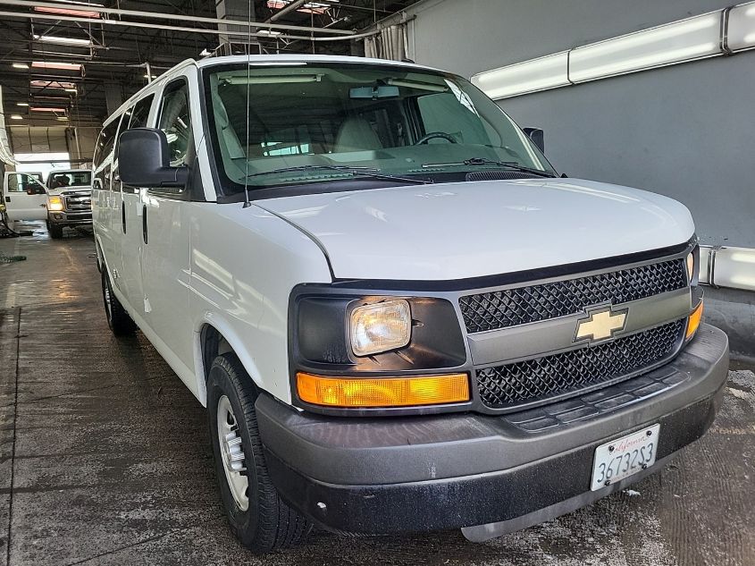 2015 Chevrolet Express 3500 Ls VIN: 1GAZGZFF4F1228520 Lot: 40340373