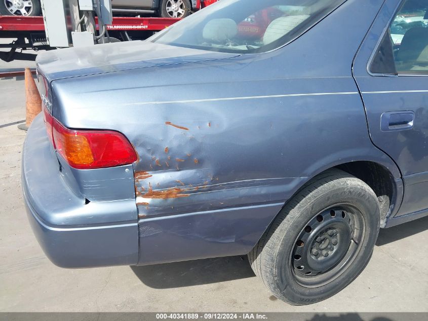 2000 Toyota Camry Le VIN: 4T1BG22K6YU631687 Lot: 40341889