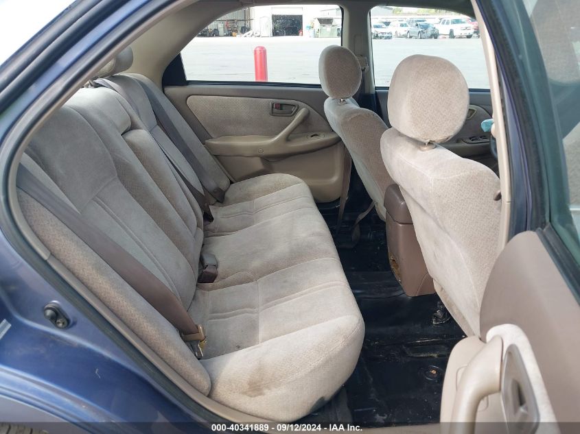 2000 Toyota Camry Le VIN: 4T1BG22K6YU631687 Lot: 40341889