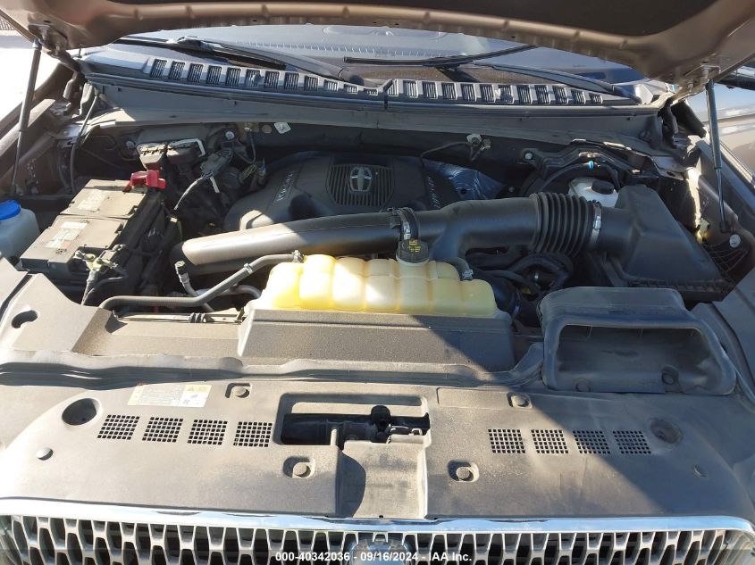 5LMJJ2LTXKEL21545 2019 Lincoln Navigator Reserve