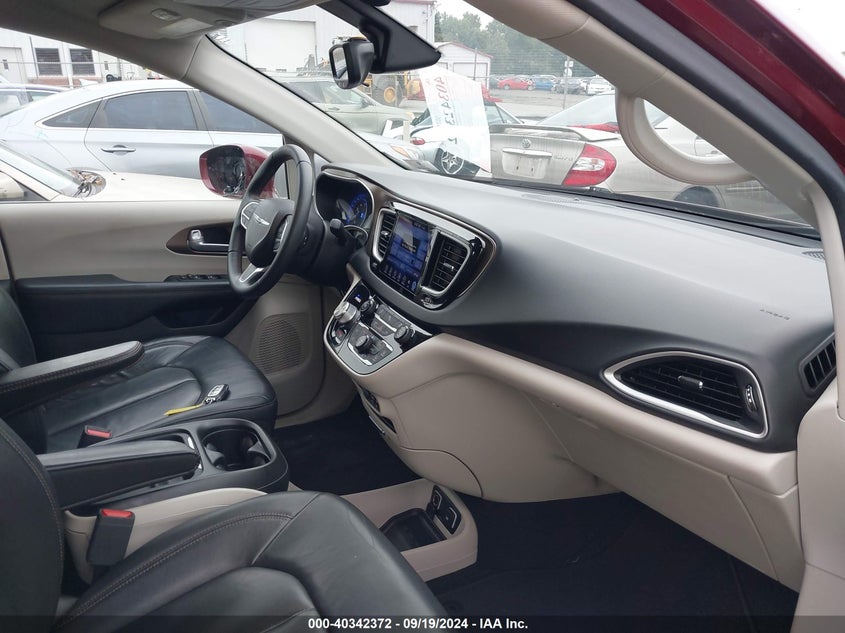 2017 CHRYSLER PACIFICA TOURING-L - 2C4RC1BG2HR839342