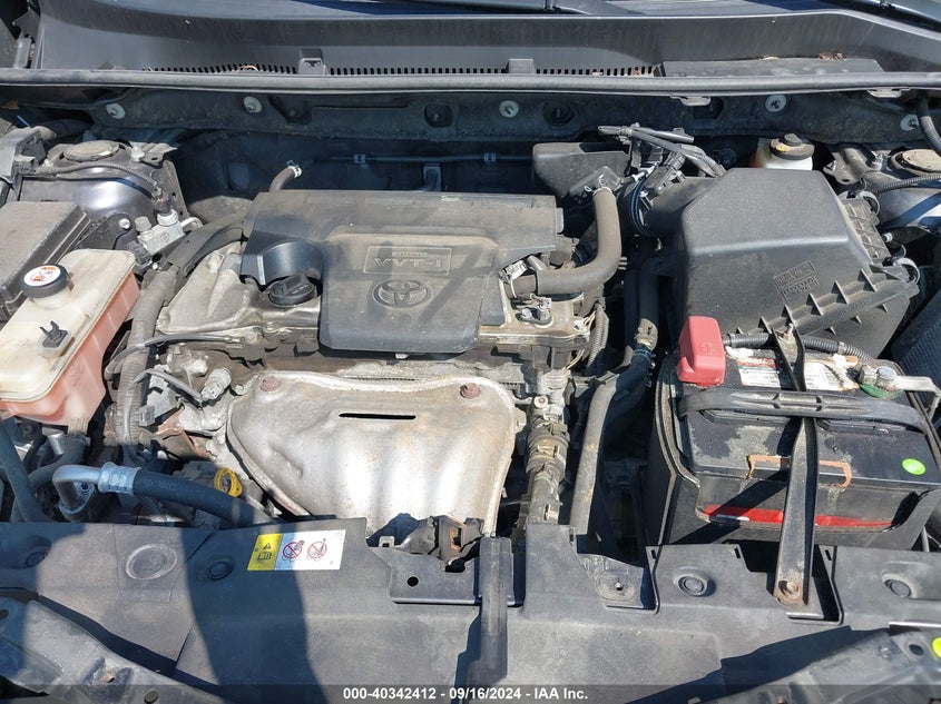 2018 TOYOTA RAV4 XLE - JTMRFREV1JJ726699