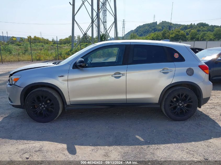 2018 Mitsubishi Outlander Sport 2.0 Le VIN: JA4AR3AU2JU010823 Lot: 40342433