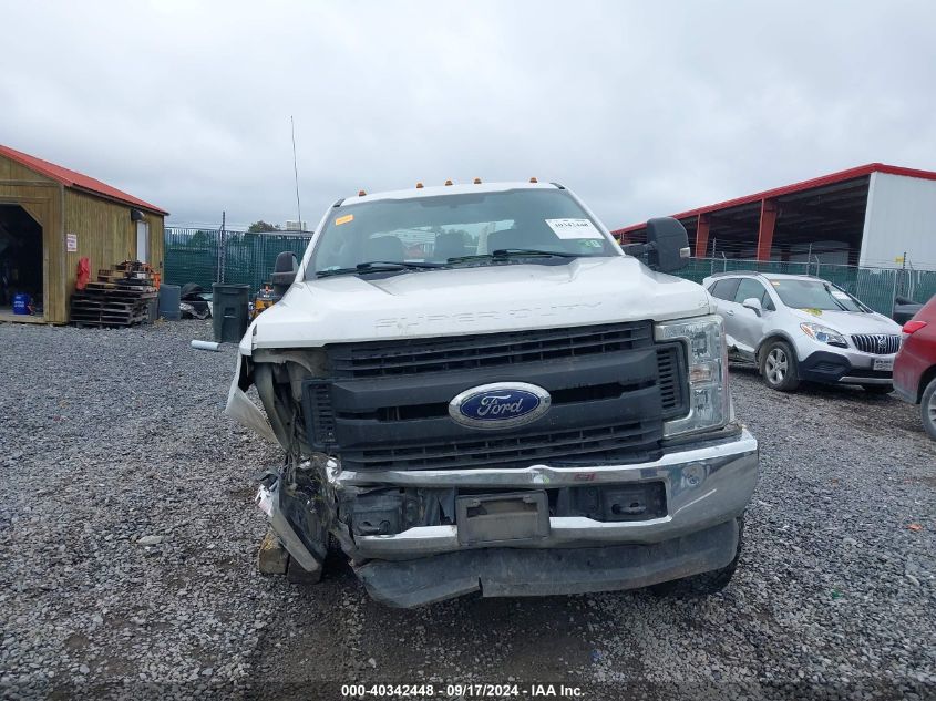 2017 Ford F-250 Xl VIN: 1FD7W2B64HEB99557 Lot: 40342448