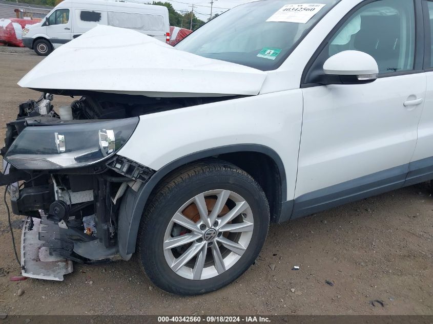 WVGBV7AX6HK046717 2017 Volkswagen Tiguan 2.0T/S