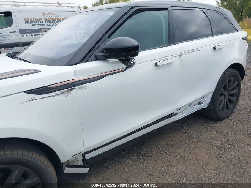 2018 Land Rover Range Rover Velar D180 Se R-Dynamic VIN: SALYL2RNXJA714565 Lot: 40342592