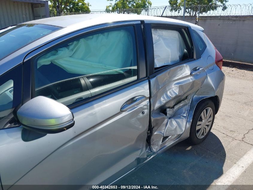 2017 Honda Fit Lx VIN: 3HGGK5H55HM713976 Lot: 40342853