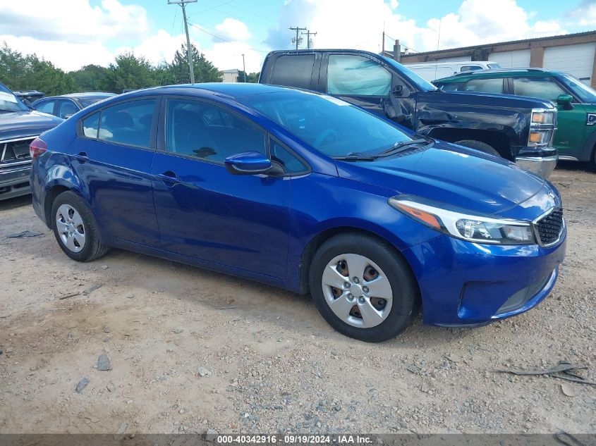 2017 Kia Forte Lx VIN: 3KPFK4A70HE156565 Lot: 40342916