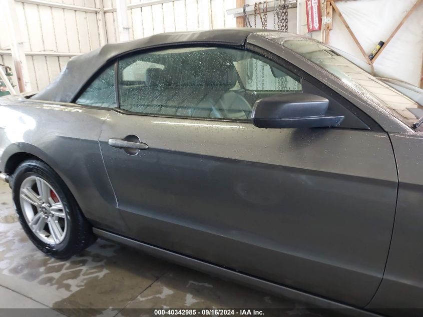 1ZVBP8EM8E5239978 2014 Ford Mustang V6