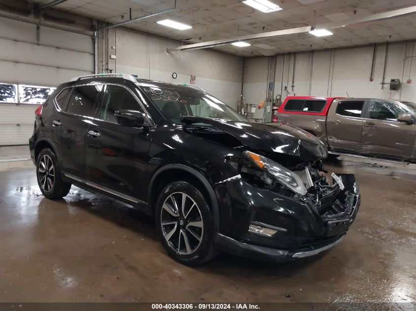 5N1AT2MV8HC804629 2017 NISSAN ROGUE - Image 1