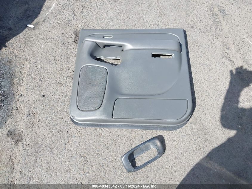 2007 GMC Sierra 1500 Classic Sl VIN: 2GTEC13V371167283 Lot: 40343542