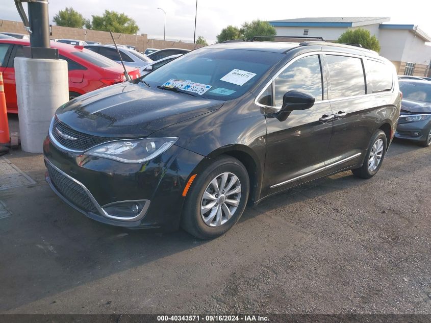 2C4RC1BG8HR539496 2017 CHRYSLER PACIFICA - Image 2