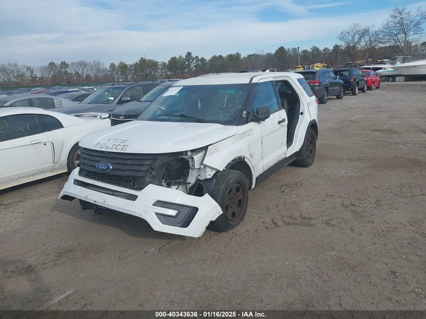 Vin: 1fm5k8arxhga62967, lot: 40832147, ford utility police interceptor 20172