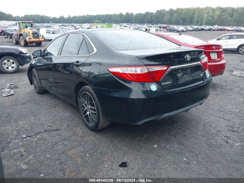 2015 TOYOTA CAMRY SE - 4T1BF1FK5FU882950