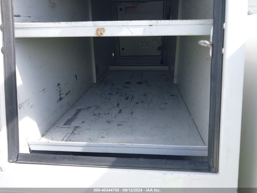 1FDUF5HY4HEE37064 2017 Ford F-550 Chassis Xl