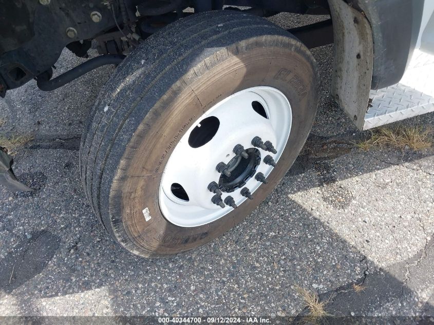 1FDUF5HY4HEE37064 2017 Ford F-550 Chassis Xl