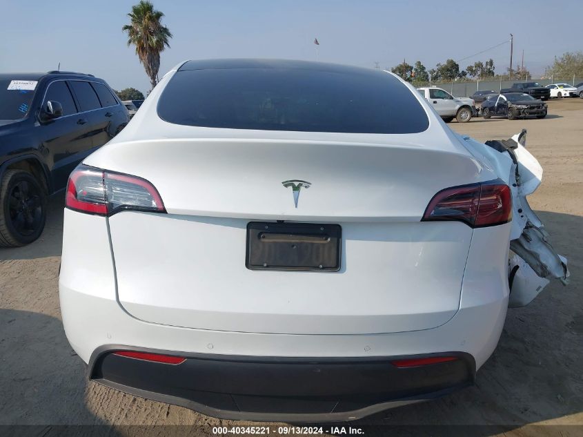 2022 Tesla Model Y Long Range Dual Motor All-Wheel Drive VIN: 7SAYGDEE2NF549334 Lot: 40345221