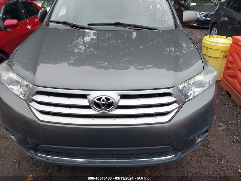 2013 Toyota Highlander Plus VIN: 5TDZA3EH7DS044553 Lot: 40345400