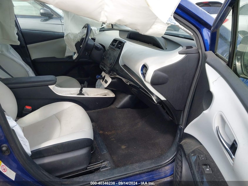 2017 TOYOTA PRIUS VIN: JTDKARFU8H3048425