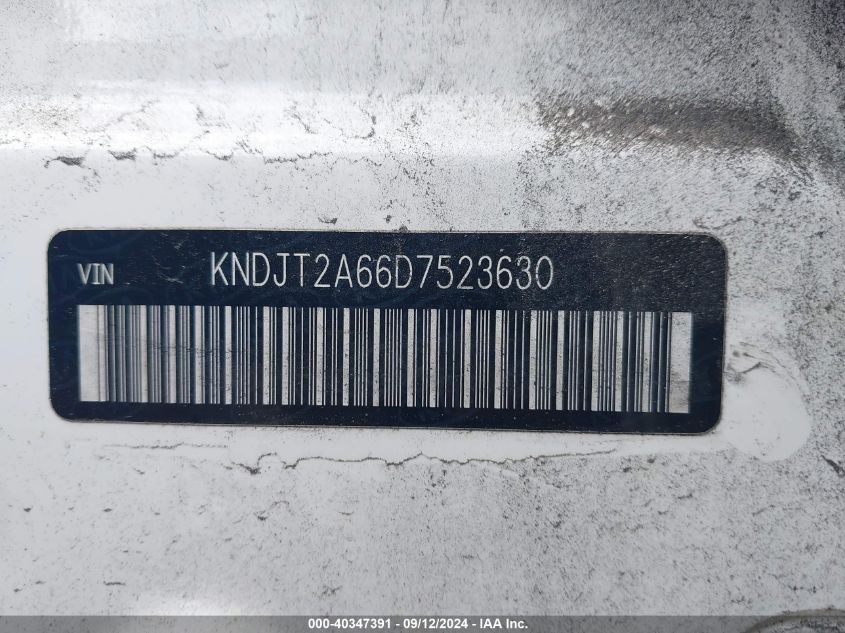 2013 KIA SOUL + - KNDJT2A66D7523630