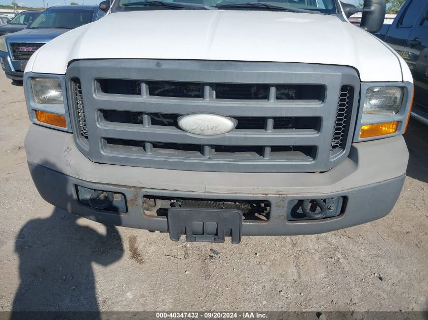 2005 Ford F-350 Xl/Xlt VIN: 1FTWF30505EA76303 Lot: 40347432