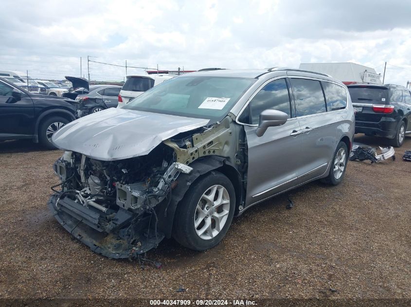 2017 Chrysler Pacifica Touring-L Plus VIN: 2C4RC1EG9HR500573 Lot: 40347909