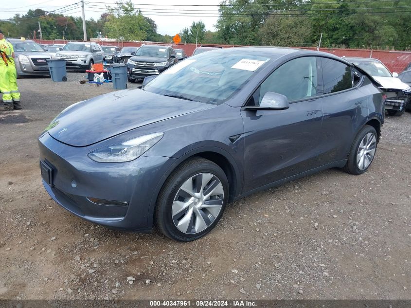 7SAYGDED9PF933184 2023 TESLA MODEL Y - Image 2