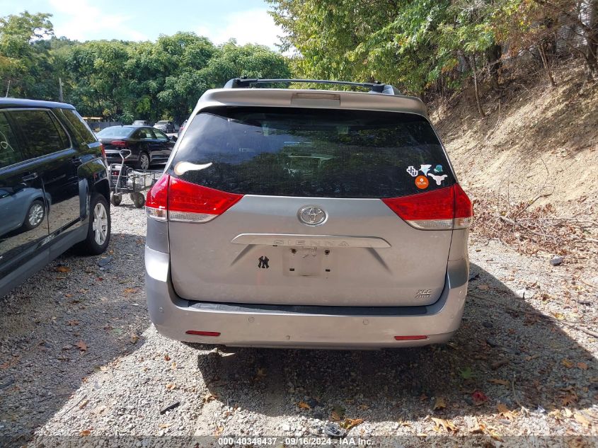 5TDDK3DC8ES081304 2014 Toyota Sienna Xle 7 Passenger