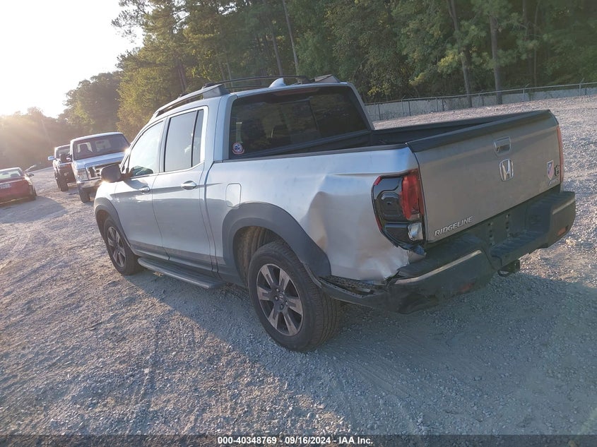 VIN 5FPYK3F73JB001589 2018 HONDA RIDGELINE RTL-E