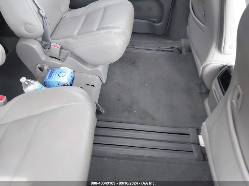 5TDYK3DCXFS606821 2015 Toyota Sienna Xle 8 Passenger