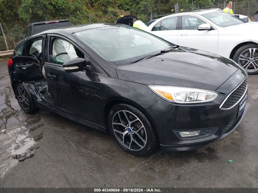 2015 FORD FOCUS SE - 1FADP3K26FL297673