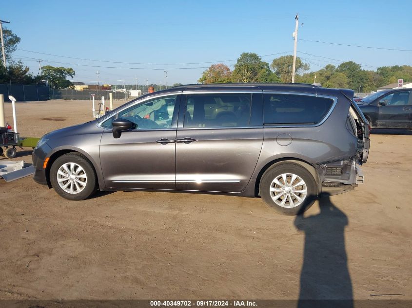 2017 Chrysler Pacifica Touring-L VIN: 2C4RC1BG5HR691820 Lot: 40349702