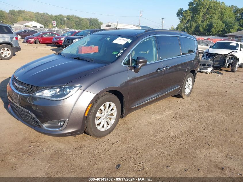 2C4RC1BG5HR691820 2017 CHRYSLER PACIFICA - Image 2