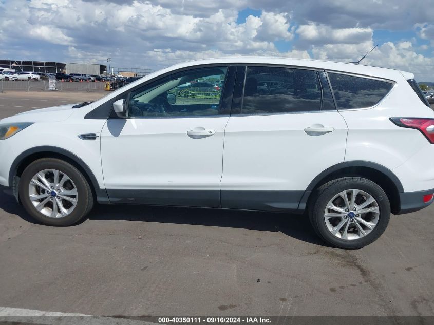 2017 Ford Escape Se VIN: 1FMCU0GD5HUC78807 Lot: 40350111