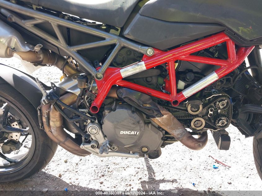 2022 Ducati Hypermotard 950/950 Sp VIN: ZDMBAJDTXNB008543 Lot: 40350387