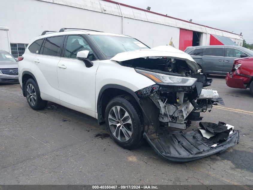 2020 TOYOTA HIGHLANDER XLE - 5TDGZRBH4LS518349