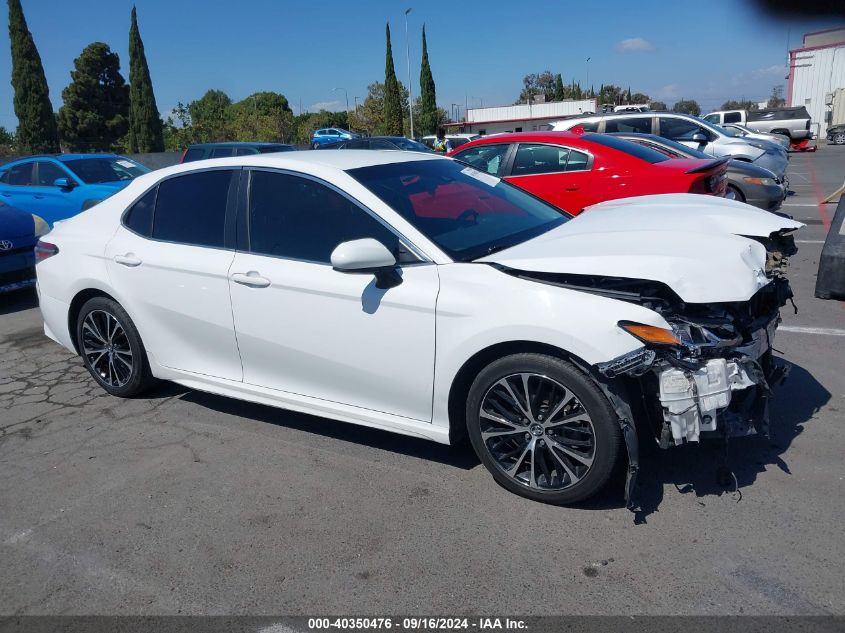 4T1B21HK2JU504148 2018 Toyota Camry Hybrid/Le/Xle/Se