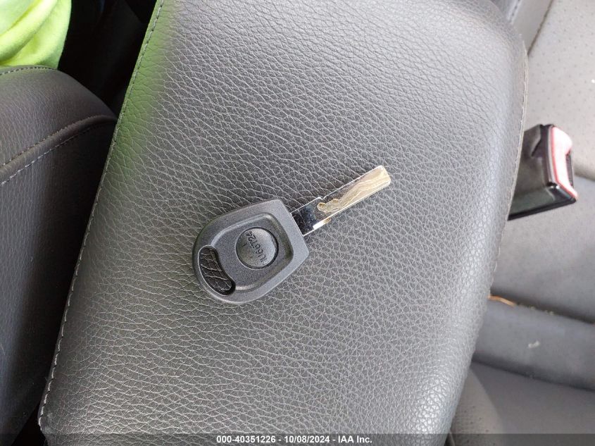 2007 Volkswagen Jetta Wolfsburg Edition VIN: 3VWEF71K17M200712 Lot: 40351226