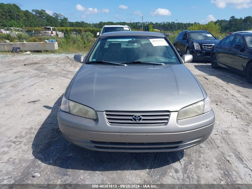 1999 Toyota Camry Ce VIN: 4T1BG22K9XU401057 Lot: 40351613