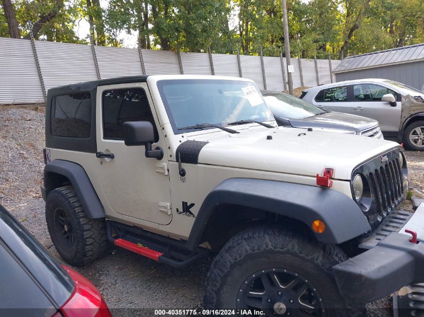 2007 Jeep Wrangler X VIN: 1J4FA241X7L107727 Lot: 40351775