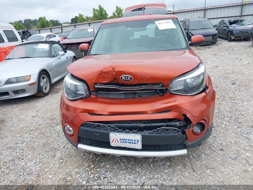 KNDJP3A59J7568221 2018 Kia Soul +