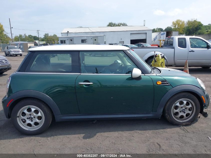 WMWSU3C51DT680661 2013 Mini Hardtop Cooper