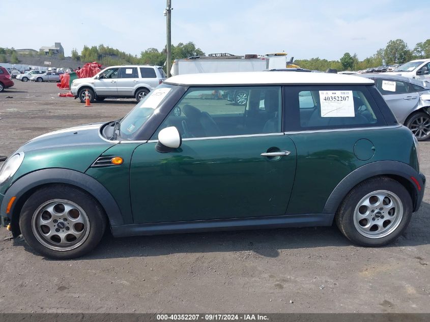 WMWSU3C51DT680661 2013 Mini Hardtop Cooper