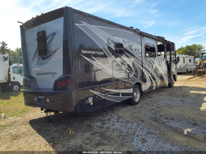 2021 FORD F53 (VIN: 1F66F5DN9M0A13477